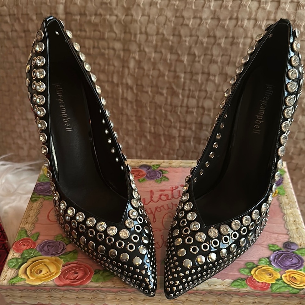 Jeffrey Campbell Black Studded Women's Shoes…Eye Catching!